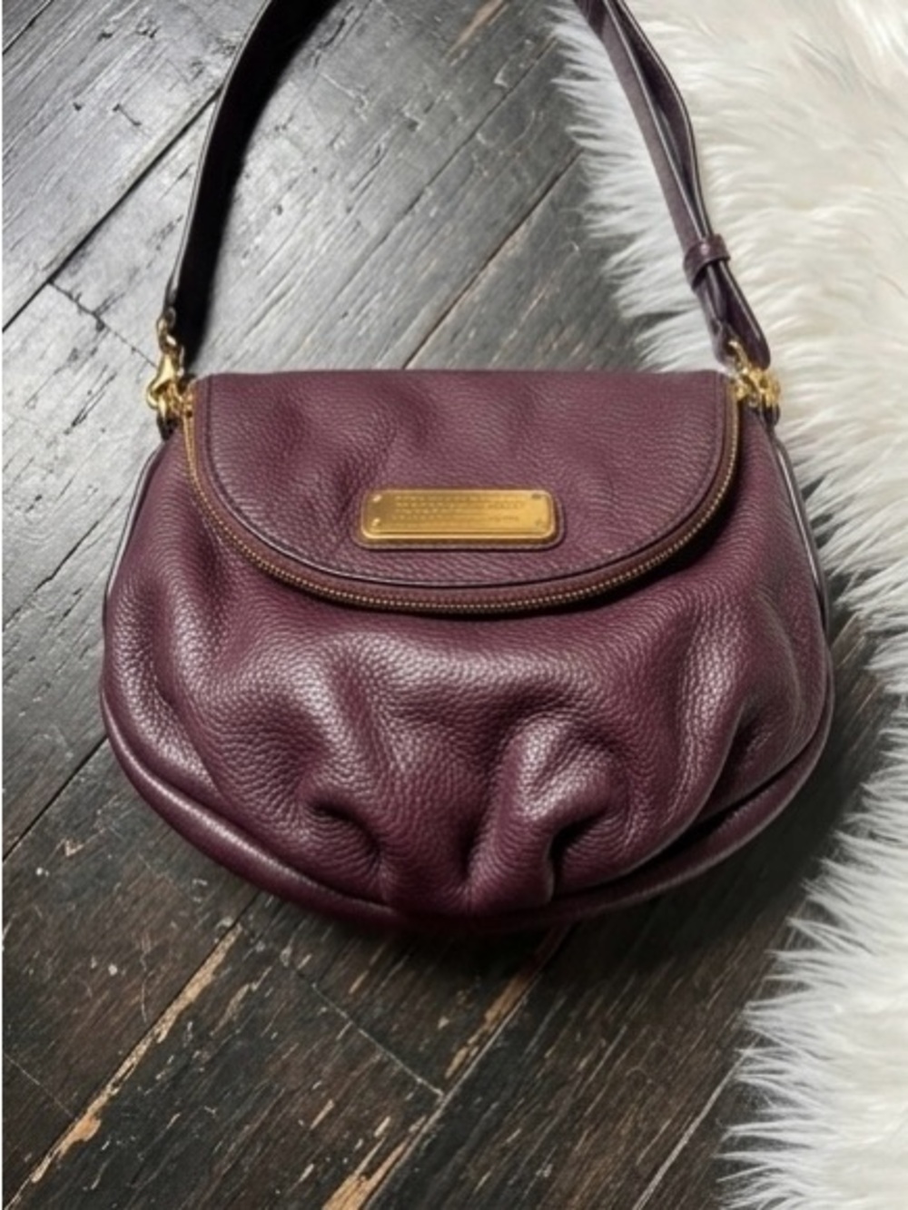 Marc by Marc Jacobs Small Crossbody Bag in Deep Burgundy - Picture 4 of 8